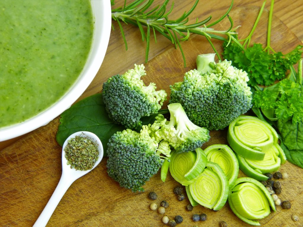 broccoli, a filling vegetable is a great option to have for your weight loss grocery list